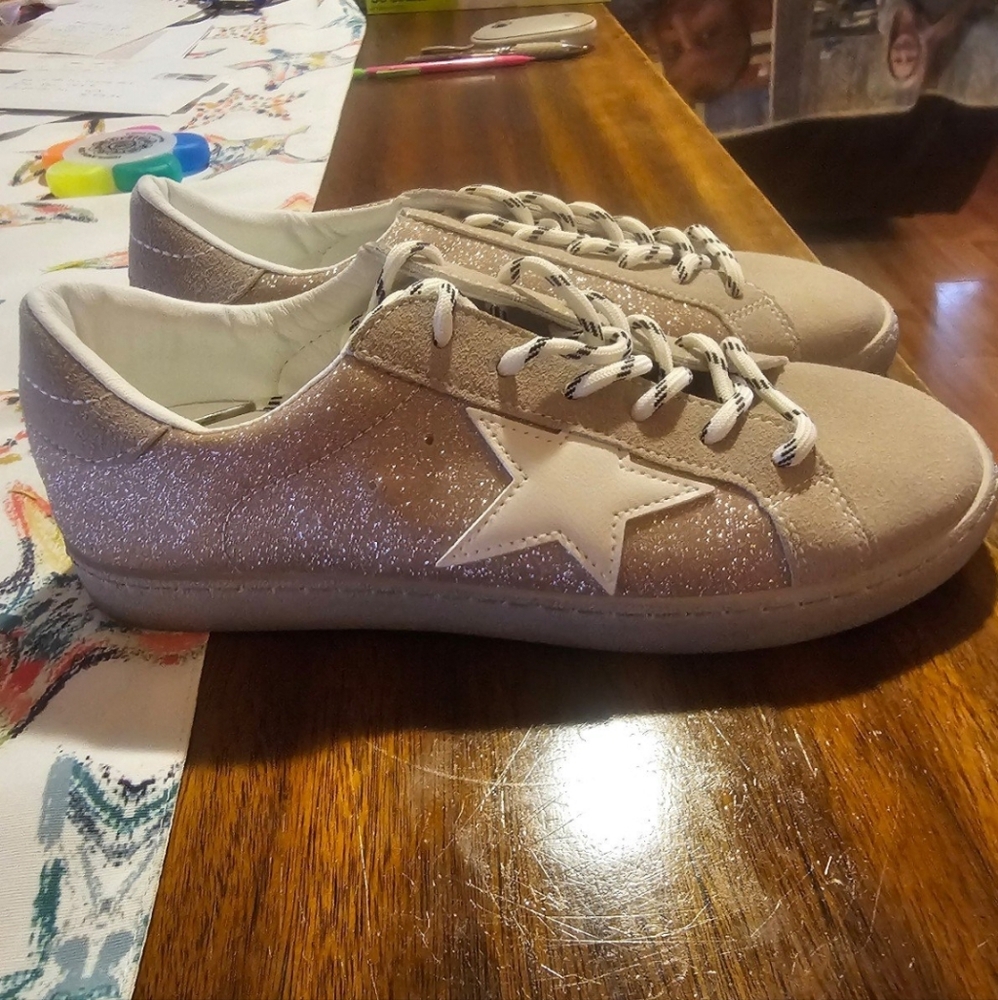 New Grace&Lace Boutique Gold Glitter White Star Sneakers 7.5